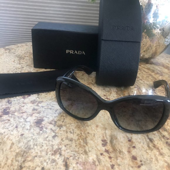 Prada spr32p store